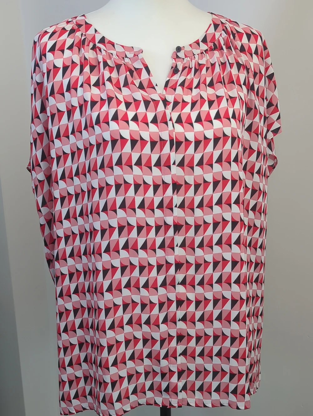 Halogen Geometric Triange Print Full Button Down Sleeveless Tunic Top XL